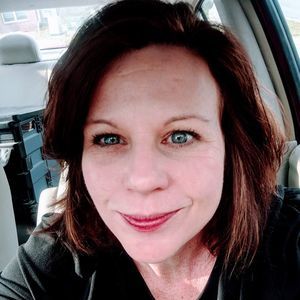 Meet your Posher, Della